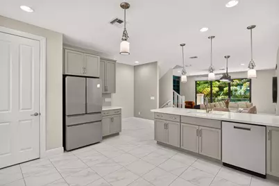 608 Windward Circle S, Boynton Beach, FL 33435 - Photo 9