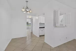 79 Chatham D, West Palm Beach, FL 33417 - Photo 5