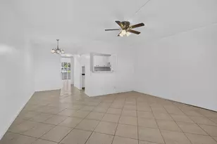 79 Chatham D, West Palm Beach, FL 33417 - Photo 3