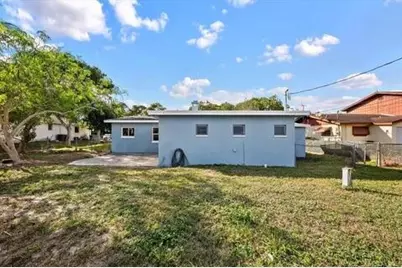 4610 Sunset Boulevard, Fort Pierce, FL 34982 - Photo 23