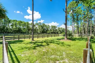 1835 Stallion Dr, Loxahatchee, FL 33470 - Photo 23