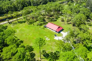 1835 Stallion Dr, Loxahatchee, FL 33470 - Photo 15