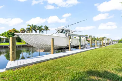 8945 SE Harbor Island Way, Hobe Sound, FL 33455 - Photo 65