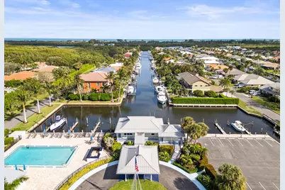 8945 SE Harbor Island Way, Hobe Sound, FL 33455 - Photo 19