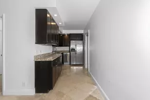 2424 SE 17th Causeway, Fort Lauderdale, FL 33316 - Photo 9