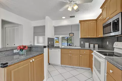 2129 SW 17th Circle, Deerfield Beach, FL 33442 - Photo 13