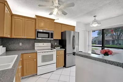 2129 SW 17th Circle, Deerfield Beach, FL 33442 - Photo 7
