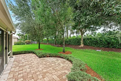 11025 Carmelcove Circle, Boynton Beach, FL 33473 - Photo 31