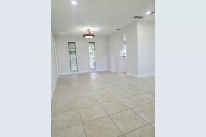 12758 Guilford Circle, Wellington, FL 33414 - Photo 15