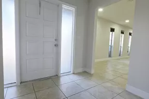 12758 Guilford Cir, Wellington, FL 33414 - Photo 11