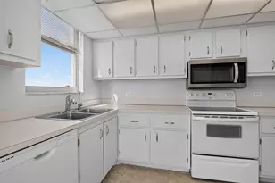 1010 S Ocean Blvd, Pompano Beach, FL 33062 - Photo 21
