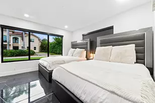2457 NE 27th Terrace, Fort Lauderdale, FL 33305 - Photo 17