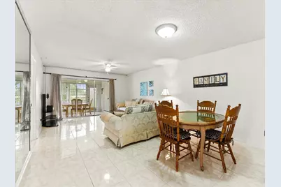 341 A Covered Bridge Boulevard, Lake Worth, FL 33467 - Photo 3
