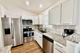 1757 SW Gemini Ln, Port Saint Lucie, FL 34984 - Photo 9