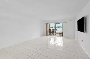 6112 Huntwick Terrace, Delray Beach, FL 33484 - Photo 5