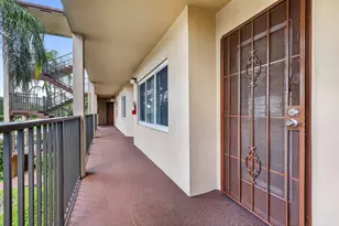 13455 SW 16th Ct, Pembroke Pines, FL 33027 - Photo 5