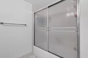 13455 SW 16th Ct, Pembroke Pines, FL 33027 - Photo 13
