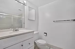 13455 SW 16th Ct, Pembroke Pines, FL 33027 - Photo 11