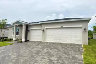 5591 Hampton Park Cir, Vero Beach, FL 32966 - Photo 3