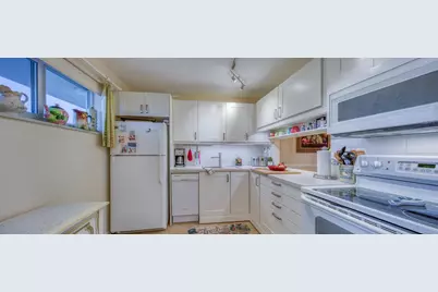 2728 Garden Drive N #413, Lake Worth, FL 33461 - Photo 9