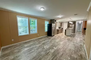 755 Ridgewood Dr, West Palm Beach, FL 33405 - Photo 5