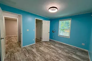 755 Ridgewood Dr, West Palm Beach, FL 33405 - Photo 13