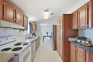 407 NE 9th Ave, Okeechobee, FL 34972 - Photo 9