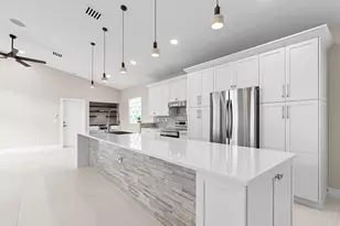 7140 NW Turtle Walk, Boca Raton, FL 33487 - Photo 5