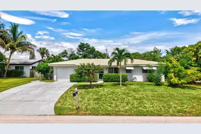 469 NE 35th Street, Boca Raton, FL 33431 - Photo 1