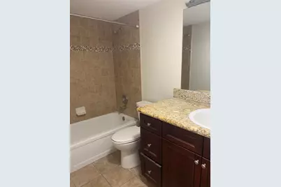 4052 Hythe C, Boca Raton, FL 33434 - Photo 23