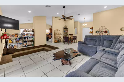 4941 NW 83rd Avenue, Lauderhill, FL 33351 - Photo 11