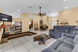 4941 NW 83rd Ave, Lauderhill, FL 33351 - Photo 11