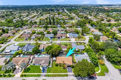 4941 NW 83rd Avenue, Lauderhill, FL 33351 - Photo 35