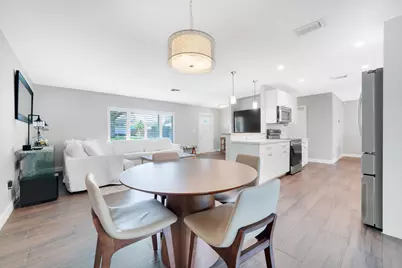 528 NW 15th Avenue, Boca Raton, FL 33486 - Photo 9