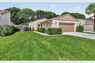 818 NW 26th Avenue, Delray Beach, FL 33445 - Photo 1