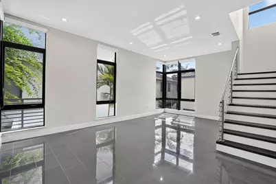 8243 NW 48th Street, Doral, FL 33166 - Photo 9