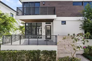 8243 NW 48th St, Doral, FL 33166 - Photo 3
