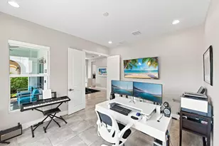 8015 Hobbes Wy, Palm Beach Gardens, FL 33418 - Photo 15
