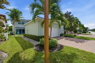 8015 Hobbes Wy, Palm Beach Gardens, FL 33418 - Photo 3