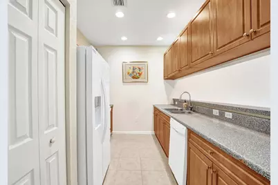 852 NW 9th Street, Hallandale Beach, FL 33009 - Photo 7