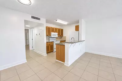 1604 Meadows Circle W, Boynton Beach, FL 33436 - Photo 7
