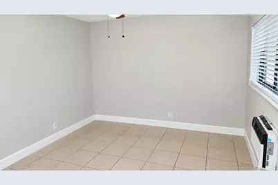 435 NW 41st Street #2, Oakland Park, FL 33309 - Photo 11