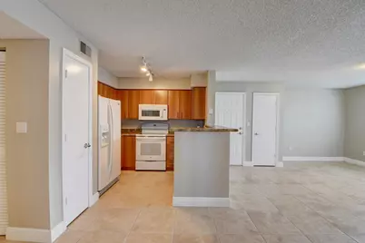 1365 Crystal Way #A, Delray Beach, FL 33444 - Photo 5