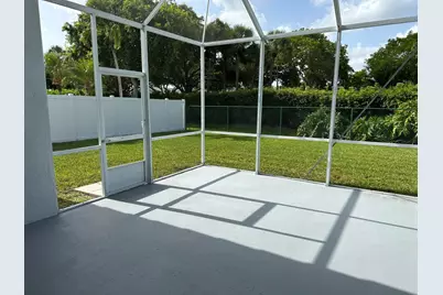 16323 SW 6th Street, Pembroke Pines, FL 33027 - Photo 19