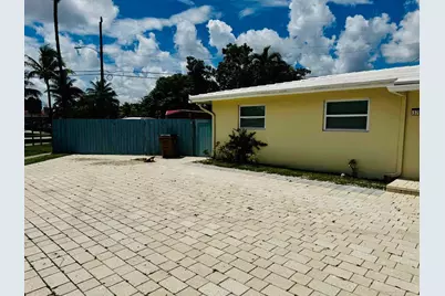 3701 NW 4th Avenue #2, Deerfield Beach, FL 33064 - Photo 1