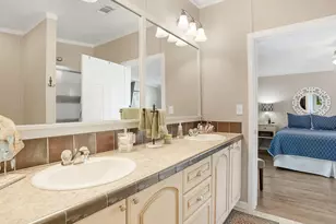5420 Lagoon Dr, Fort Lauderdale, FL 33312 - Photo 7