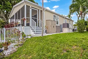 5420 Lagoon Dr, Fort Lauderdale, FL 33312 - Photo 39