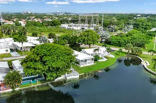 5420 Lagoon Dr, Fort Lauderdale, FL 33312 - Photo 51
