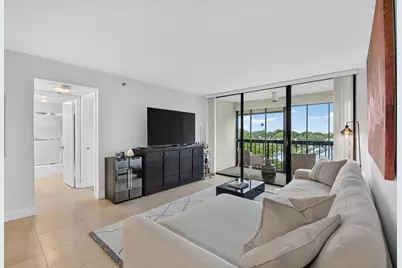 1863 Bridgewood Drive, Boca Raton, FL 33434 - Photo 9