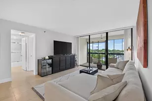 1863 Bridgewood Dr, Boca Raton, FL 33434 - Photo 9